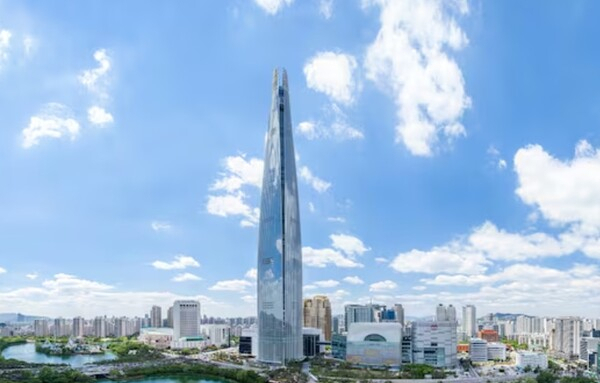 [관전포인트] 고강도 긴축 돌입한 ‘롯데그룹’…목표 일궈낼까‘