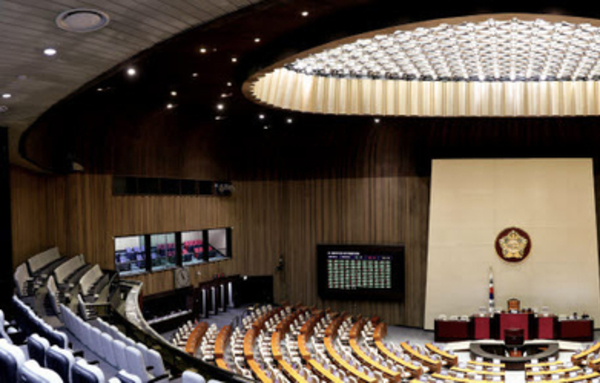 [이슈와 테마]국민 68 '개헌' 찬성 "6·3 지선부터 단계적 개헌"