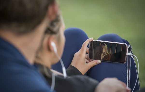 [이슈와 테마]고교생 10명 중 3명 "10분 이상 긴 글 읽기 힘들다" 숏폼 영향