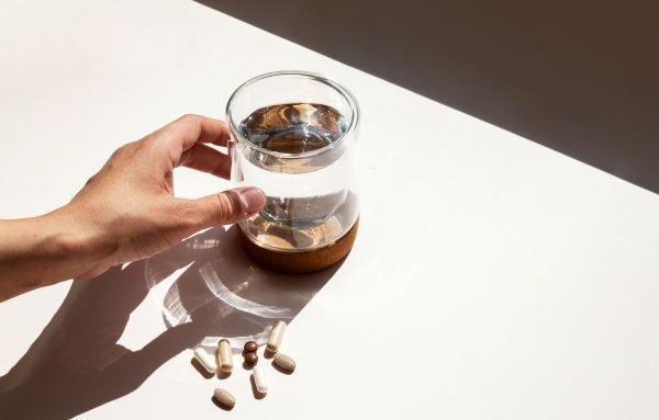 [요즘 뜨는 정보] 야외활동 늘어나는 봄, 건강기능식품 ‘제대로 고르는 법’