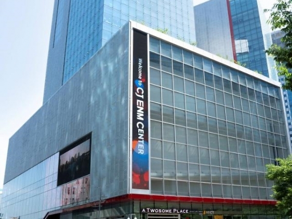최근 야구팬들 사이에서 티빙의 부실한 중계가 도마 위에 오르면서 프로야구에 야심차게 베팅하며 반등을 노렸다가 역효과를 맞고 있는 모습이다.(사진=CJ ENM)